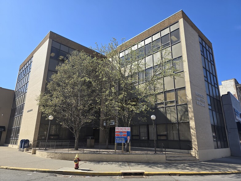 More Photos Of 1 Howe Ave, Passaic Medical For Lease