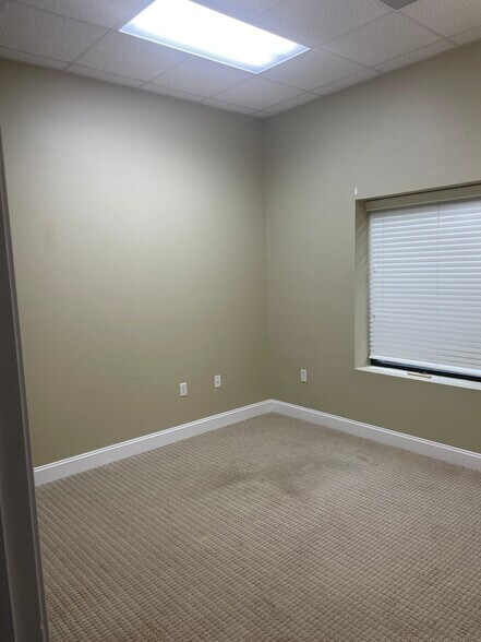 More Photos Of 1146 Elma G Miles Pky, Hinesville Self Storage For Lease