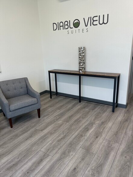 More Photos Of 2010 Elkins Way, Brentwood Coworking Space