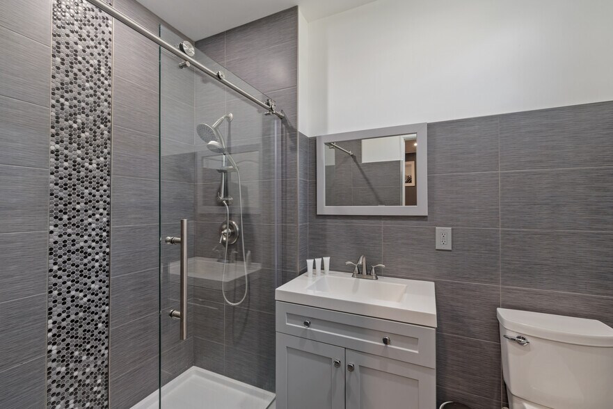 More Photos Of 3100 S Adams St, Tallahassee Storefront Retail Residential For Sale