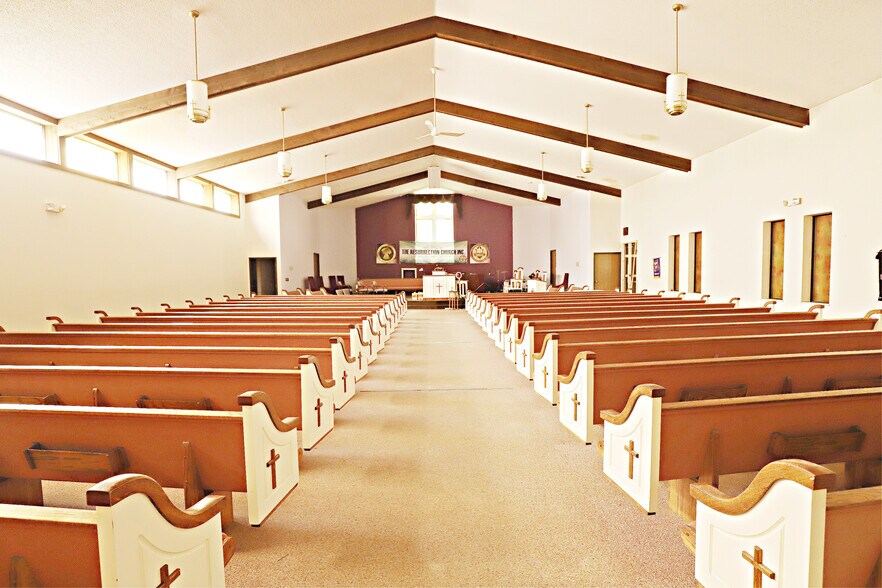 More Photos Of 5165 M L King Ave, Flint Religious Facility For Sale
