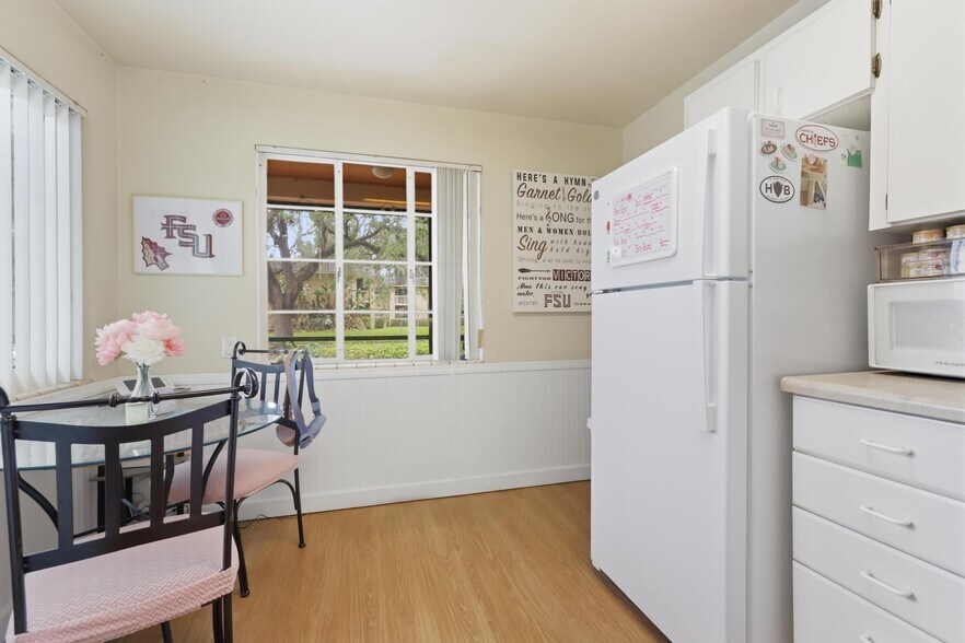 More Photos Of 642 Harwood St, Orlando Apartments For Sale