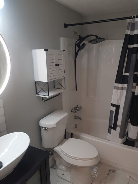 More Photos Of 311 58th Ave E, Bradenton Apartments For Sale