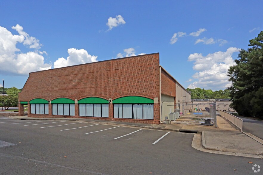 More Photos Of 9101 Leesville Rd, Raleigh General Retail For Lease