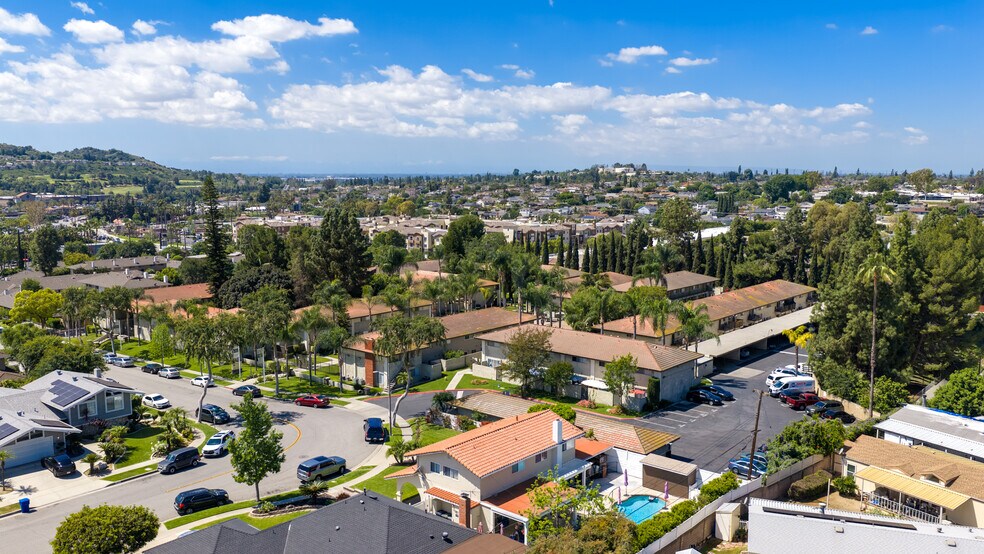 More Photos Of 861 S Glencliff St, La Habra Apartments For Sale