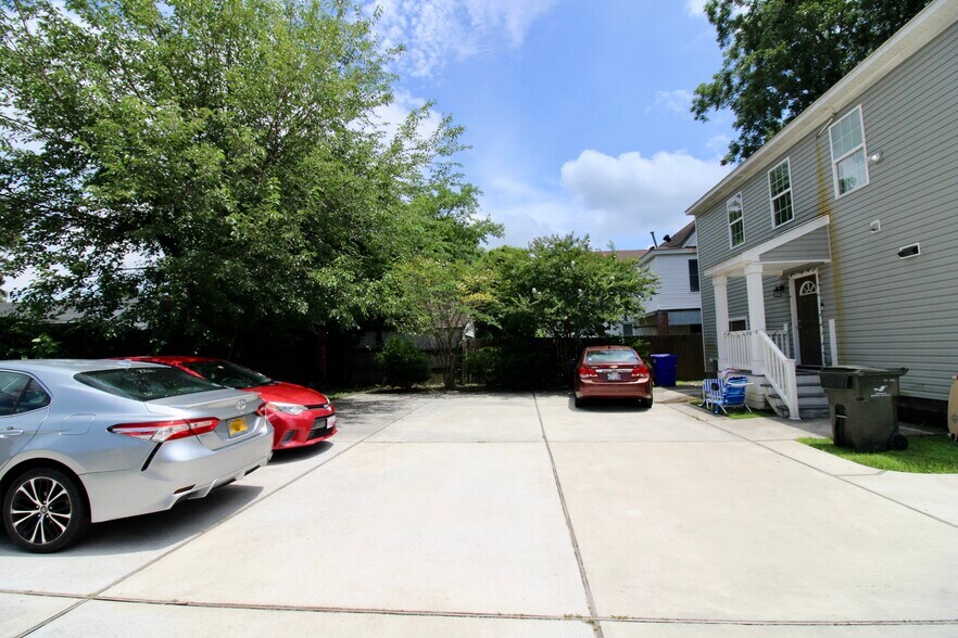 More Photos Of , Norfolk Multifamily For Sale