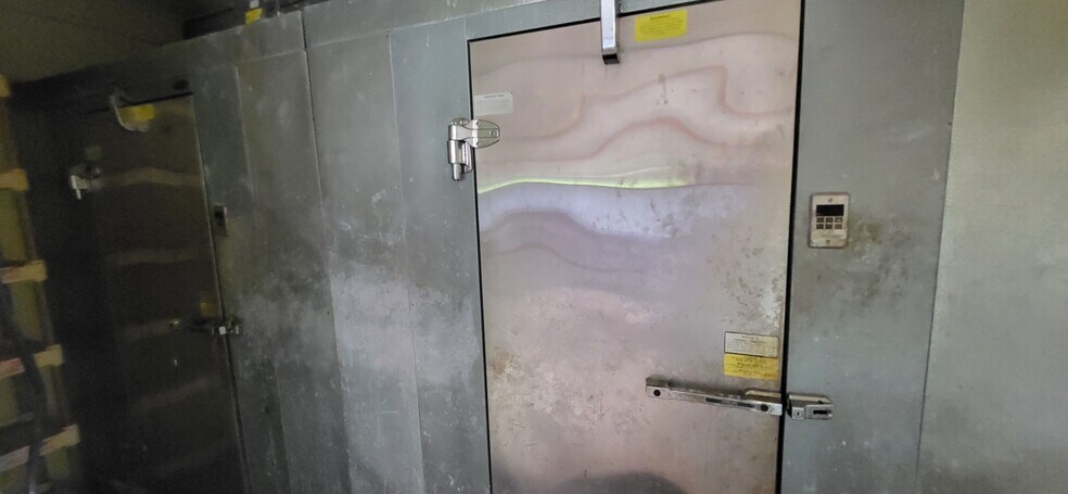 More Photos Of 71013 Highway 41, Pearl River Convenience Store For Sale