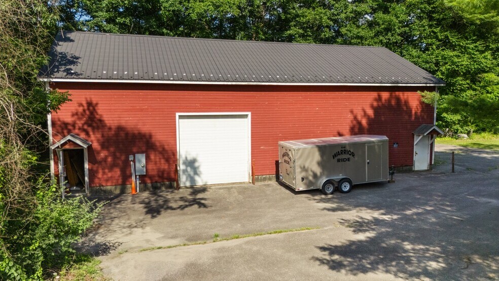 More Photos Of 40 River Rd, Barkhamsted Light Manufacturing For Sale