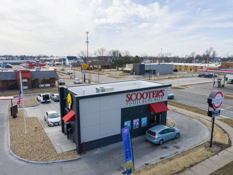 More Photos Of 1026 West St, Grinnell General Retail For Sale