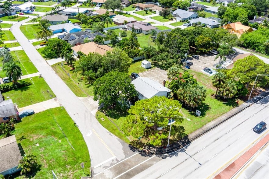 More Photos Of 1514 SE Port St Lucie Blvd, Port Saint Lucie Office Residential For Sale