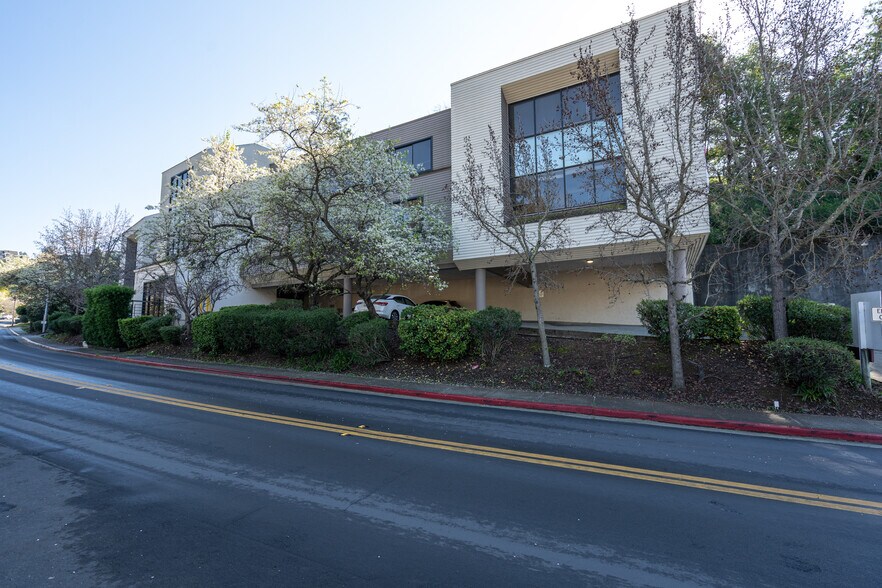 More Photos Of 24 Professional Center Pky, San Rafael Medical For Sale