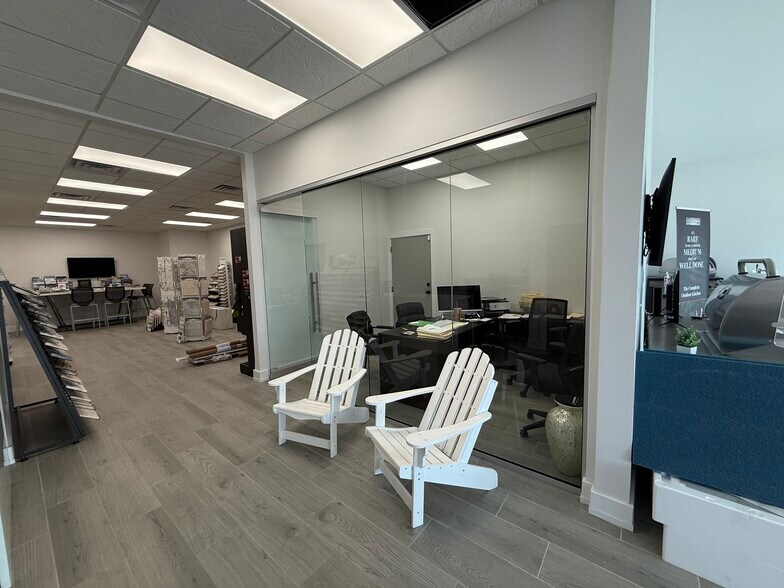 More Photos Of 2736 Land O Lakes Blvd, Land O' Lakes Storefront Retail Residential For Sale