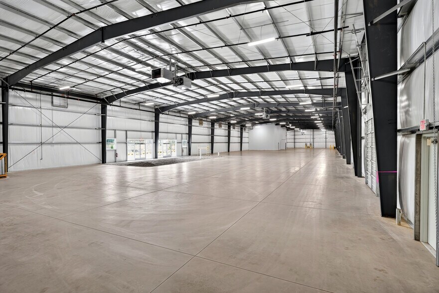 More Photos Of 121 Osage dr, Greenville Warehouse For Sale