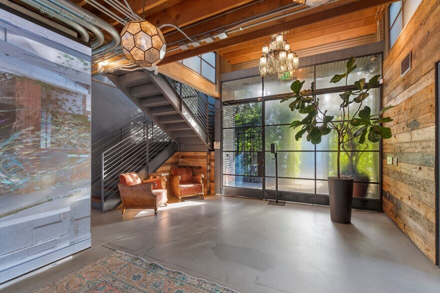 More Photos Of 5895 Blackwelder St, Culver City Loft Creative Space For Sale