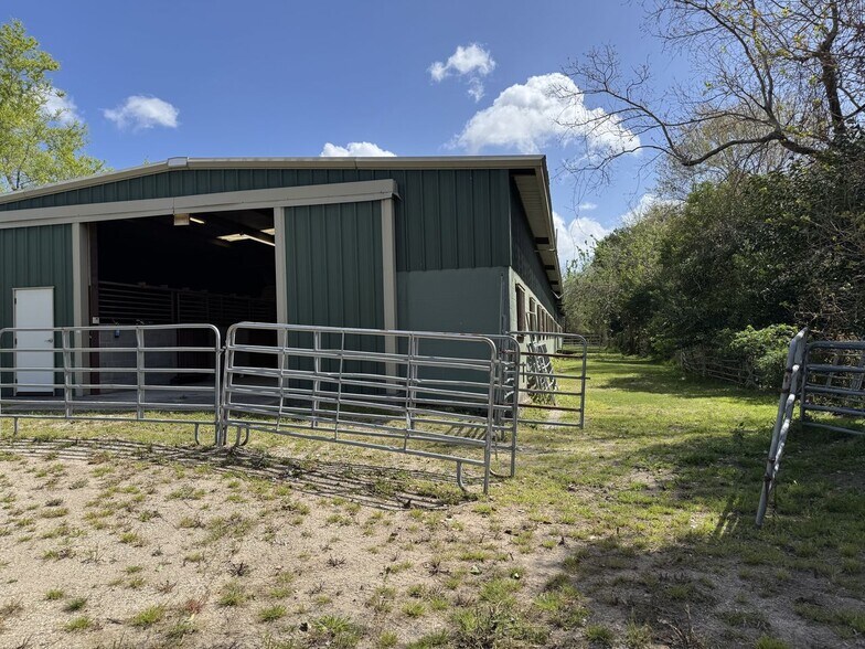 More Photos Of 1721 General Collins Ave, New Orleans Specialty For Sale