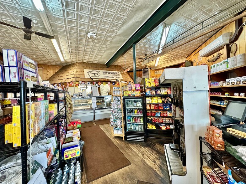 More Photos Of 325-329 Pequot Ave, Southport Storefront For Sale