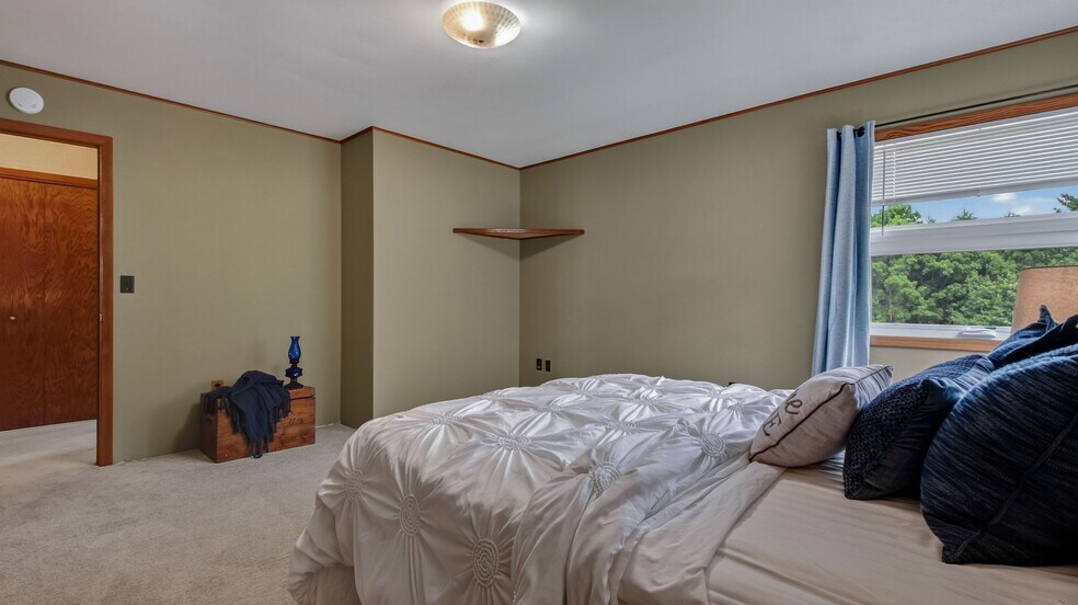 More Photos Of N8481 Kleba Rd, Hixton Flex For Sale