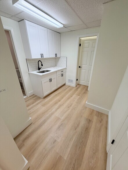 More Photos Of 356 US-202 Rt, Somers Town Office For Lease