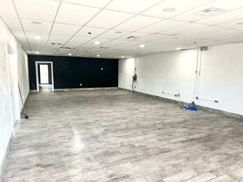 More Photos Of 1612 E Southern Ave, Phoenix Freestanding For Sale