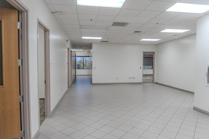 More Photos Of 4611 Wiseman Blvd, San Antonio Manufacturing For Sale