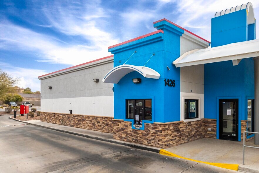 More Photos Of 1426 E Lake Mead Pky, Henderson Fast Food For Sale