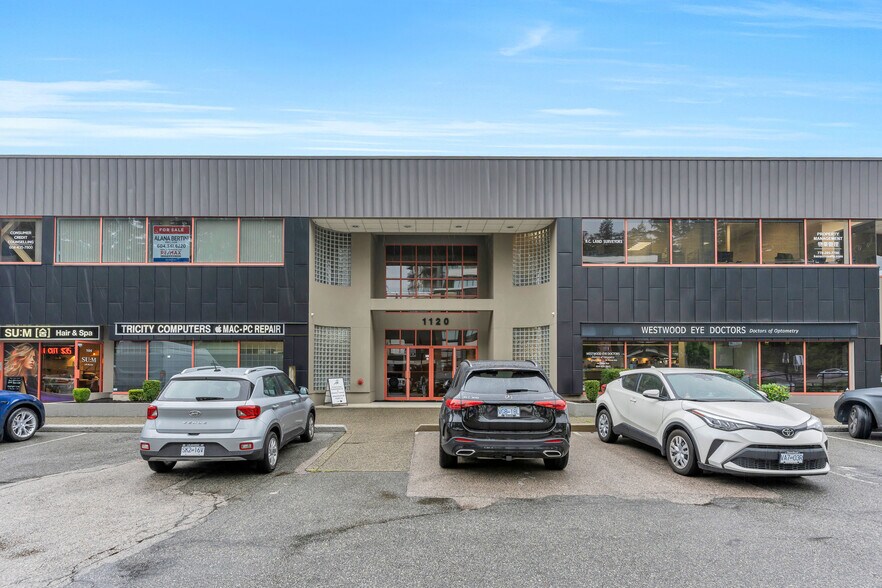 More Photos Of 1120 Westwood St, Coquitlam Office For Sale