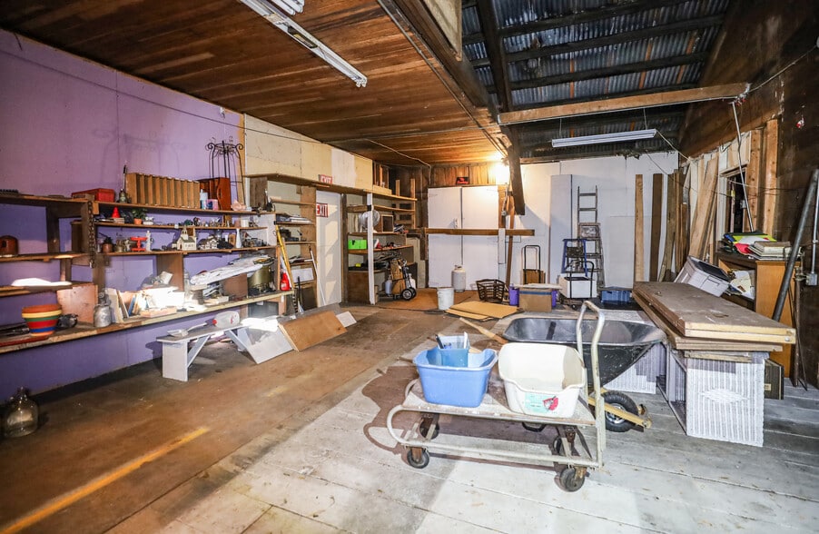 More Photos Of 411 S Jefferson St, Aberdeen Industrial For Sale