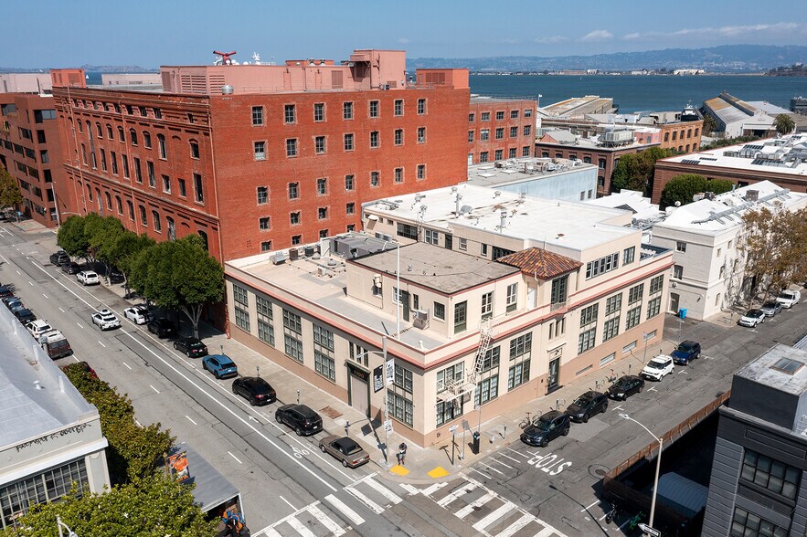 More Photos Of 150 Green St, San Francisco Office For Sale