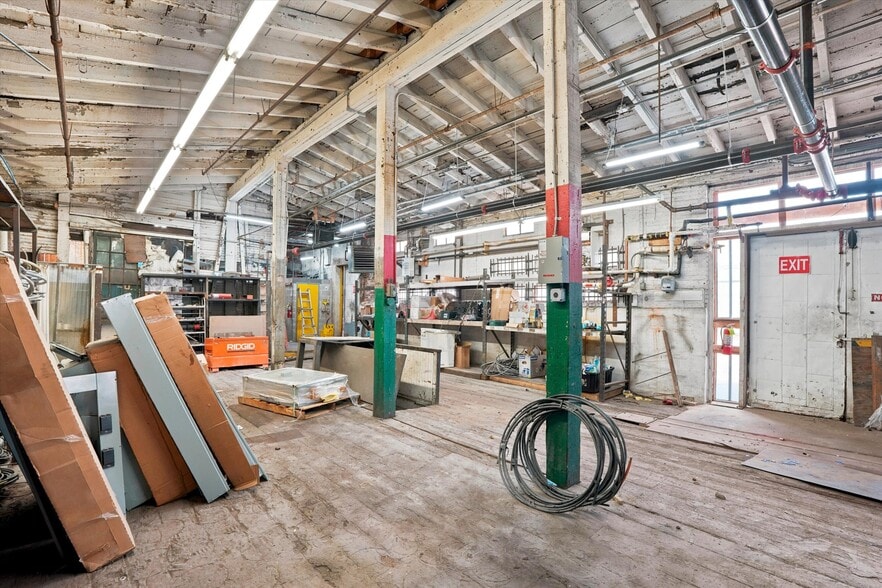 More Photos Of 4821 Garden St, Philadelphia Industrial For Sale