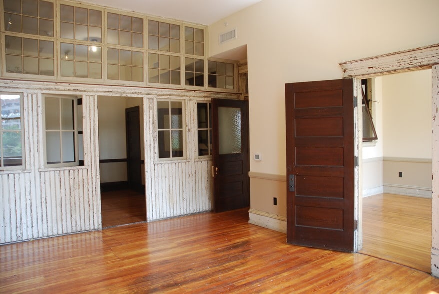 More Photos Of 230 Fayetteville St, Raleigh Loft Creative Space For Lease