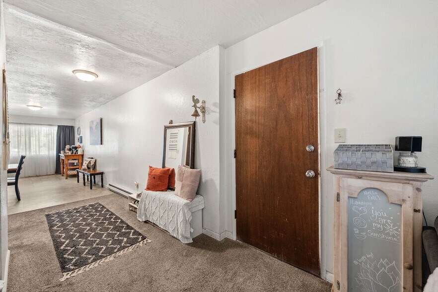 More Photos Of 4584 S Terrace Ave, Lakeport Apartments For Sale