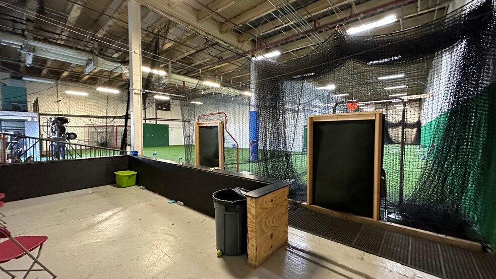 More Photos Of 1727-1801 Union Blvd, Allentown Warehouse For Lease