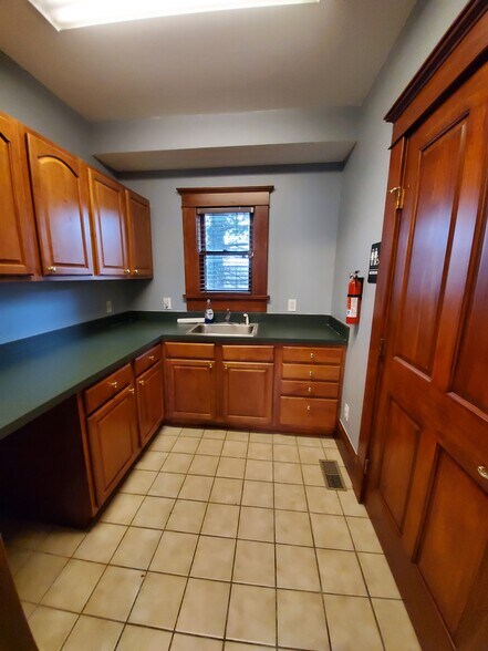 More Photos Of 60 Hill Rd S, Pickerington Medical For Sale