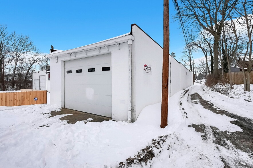 More Photos Of 7295 Rickley St, Reynoldsburg Warehouse For Lease