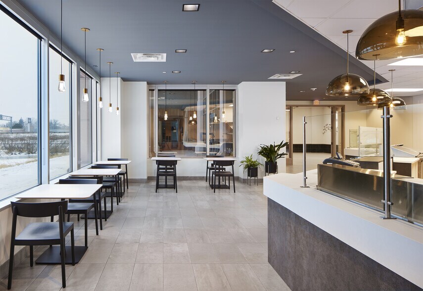 More Photos Of 5601 Green Valley Dr, Bloomington Office For Lease