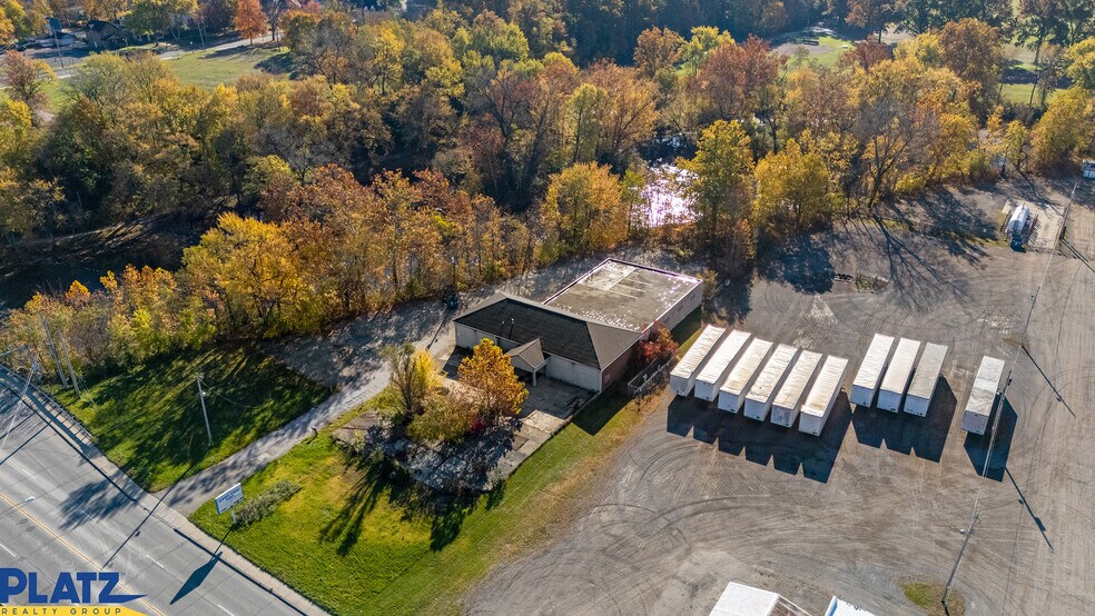 More Photos Of 645 Summit St NW, Warren General Retail For Sale