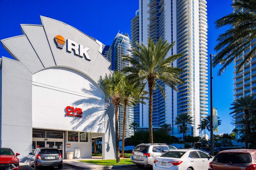 More Photos Of 16850 Collins Ave, Sunny Isles Beach Unknown For Lease