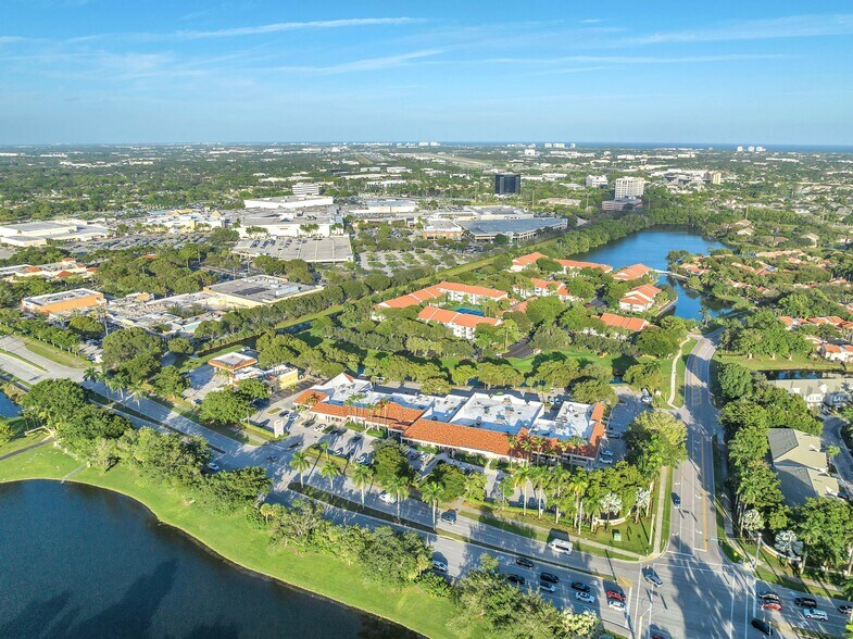 More Photos Of 21316 Saint Andrews Blvd, Boca Raton Restaurant For Sale