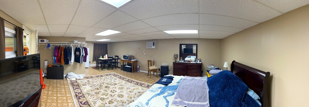 More Photos Of 9509 Yupondale Dr, Houston Warehouse For Lease