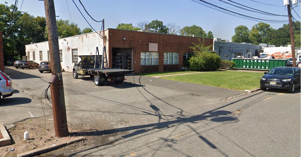 More Photos Of 170 Coolidge Ave, Englewood Manufacturing For Sale