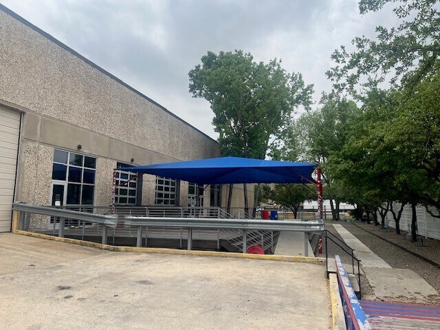 More Photos Of 10420 Metric Blvd, Austin Warehouse For Lease