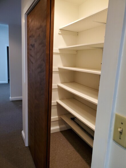 More Photos Of 78 S Courtland St, East Stroudsburg Office For Lease