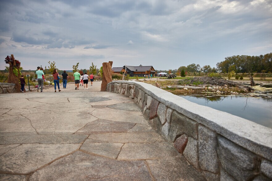 More Photos Of 1583 Spring Bay Rd, Spring Bay Hotel For Sale