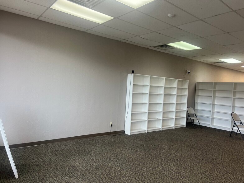 More Photos Of 692 W Street Rd, Feasterville Unknown For Lease