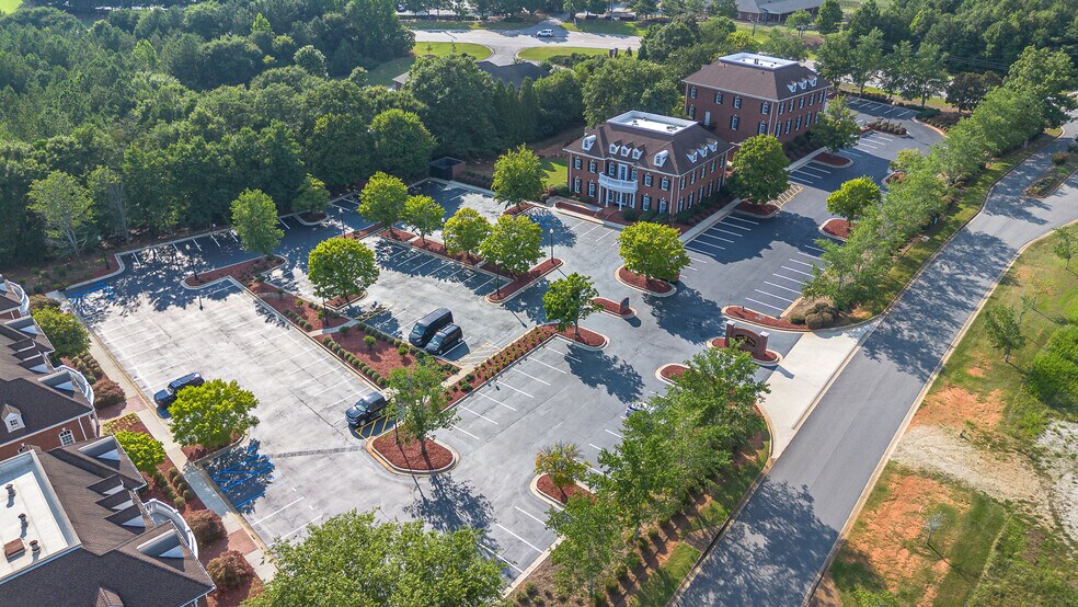 More Photos Of 1040 Founders Blvd, Athens Unknown For Lease