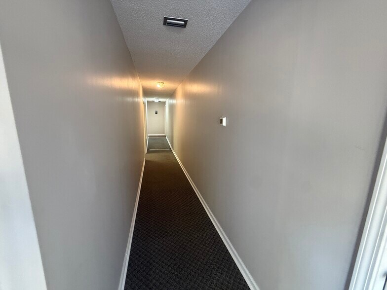 More Photos Of 528 S 8th St, Fernandina Beach Unknown For Lease
