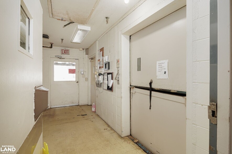 More Photos Of 300 Cedar St, Tarkio Skilled Nursing Facility For Sale
