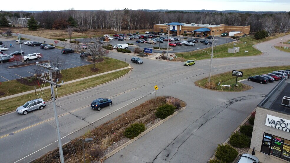 More Photos Of 225675 Rib Mountain Dr, Wausau Storefront For Lease