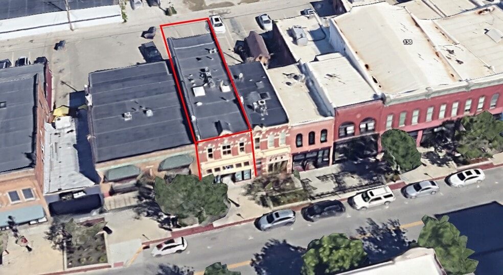 More Photos Of 148 W Broadway, Council Bluffs Storefront For Lease