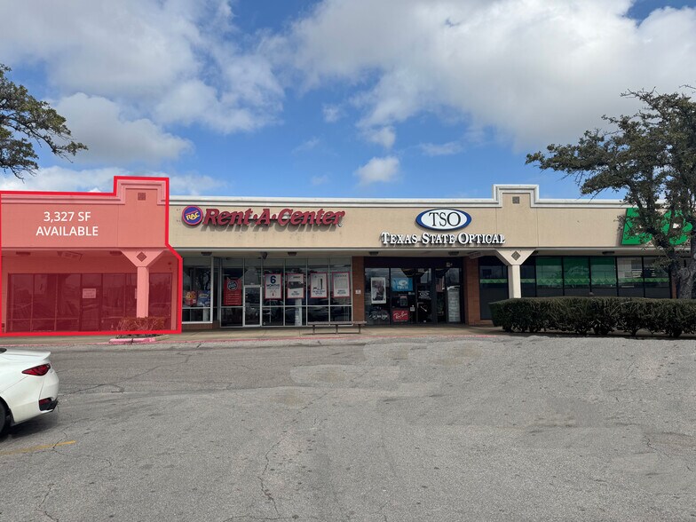 More Photos Of 126-190 Gateway, Beaumont Unknown For Lease